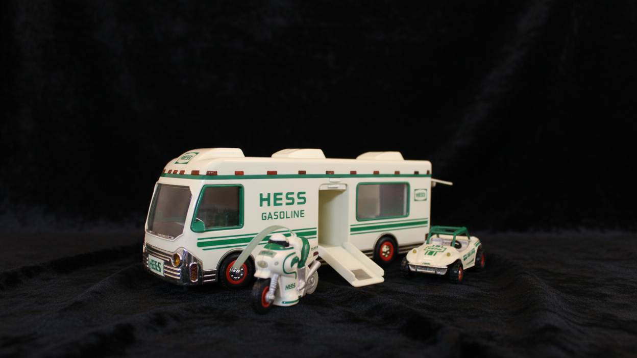 1998 Recreation Van with Dune Buggy and Motorcycle