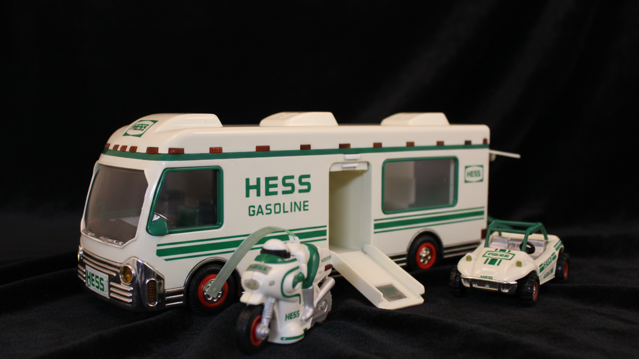 1998 Recreation Van with Dune Buggy and Motorcycle