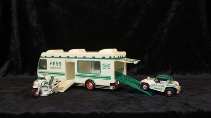 1998 Recreation Van with Dune Buggy and Motorcycle